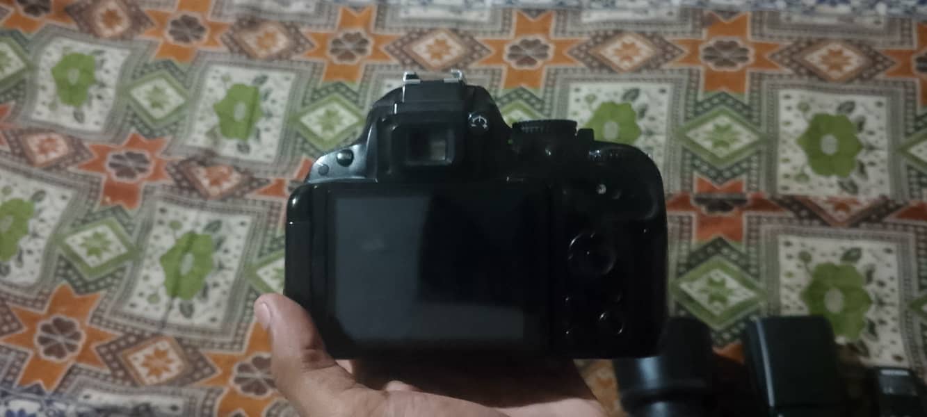 5100D DSLR Nikon Camera 2