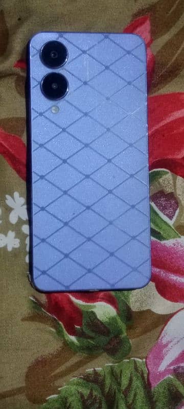 Vivo Y17s For Sale ( only charger hai sath ) 1