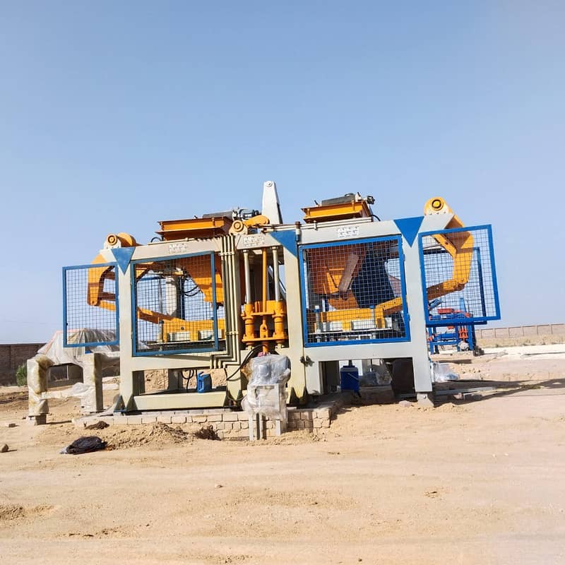 **PREMIUM CONCRETE BLOCK & PAVER BLOCK MAKING MACHINE** 12