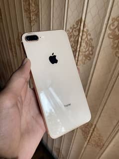 iPhone 8 Plus