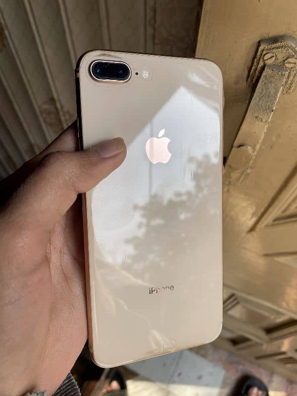 iPhone 8 Plus 5