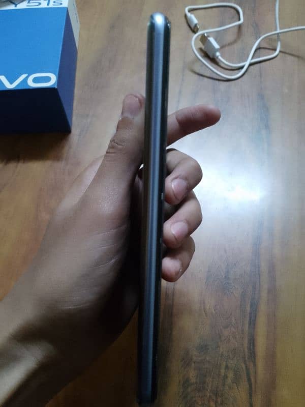 vivo y 51s 5