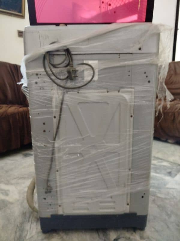 Fully automatic Haier washing machine good condition 4