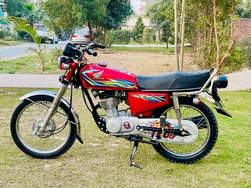 Honda CG 125 (2017B) Model 2018 Graphics 2