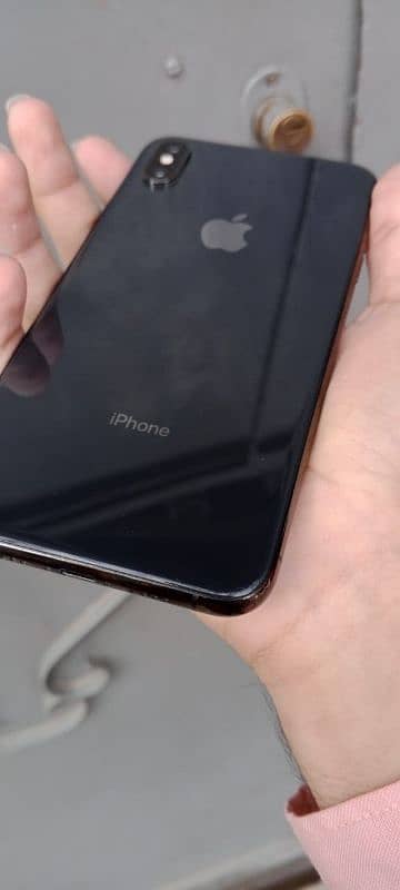 iphone xsmax 1