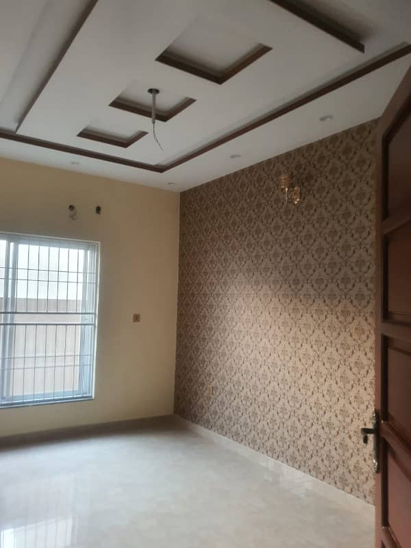 8 Marla Ideal Location Brand New House For Sale In DHA Rahbar Block A 23