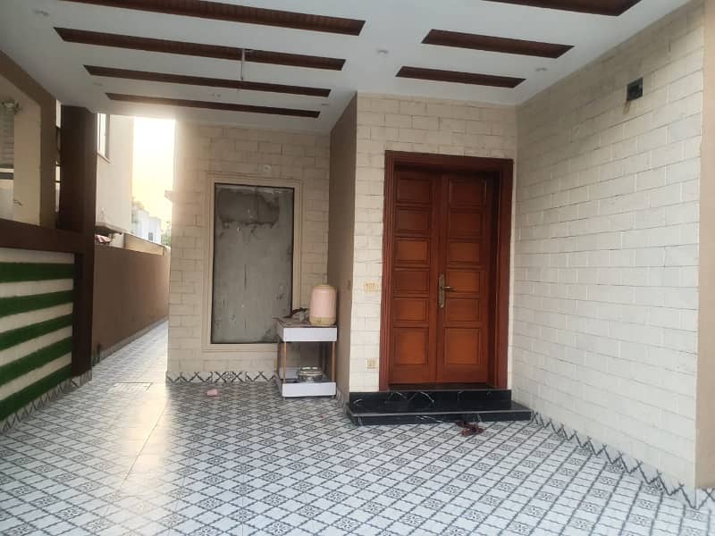 8 Marla Ideal Location Brand New House For Sale In DHA Rahbar Block A 32