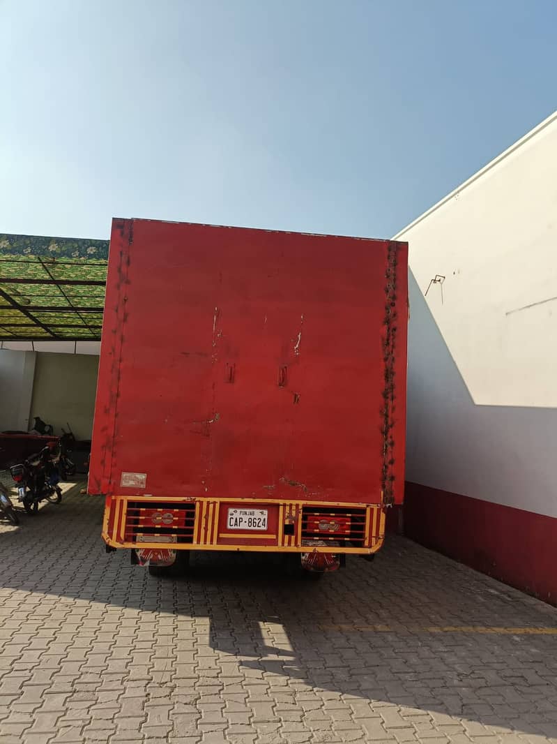 14 feet container availabe for sale 0