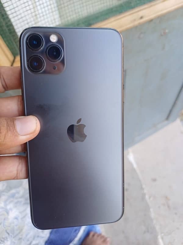 I phone 11 pro max factory unlock 4