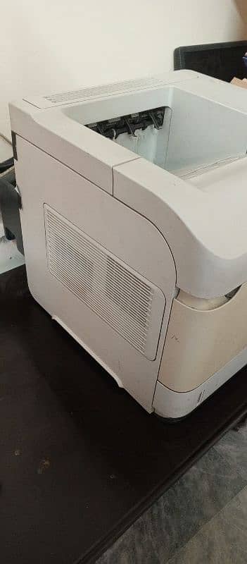 HP laserjet p4015n for sale 1