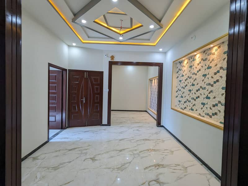 House For sale Situated In Jeewan City - Phase 5 5