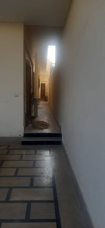 One kanal upper portion 1st floor in GECHS is available for rent. 6