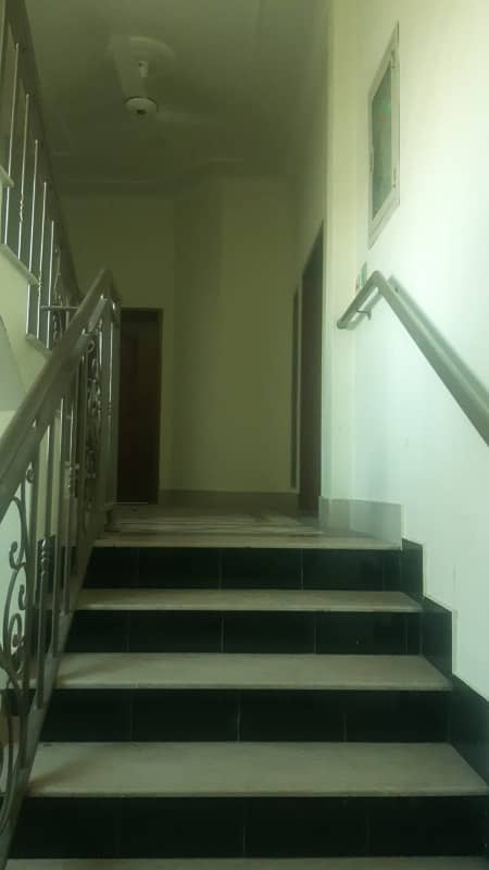 One kanal upper portion 1st floor in GECHS is available for rent. 8