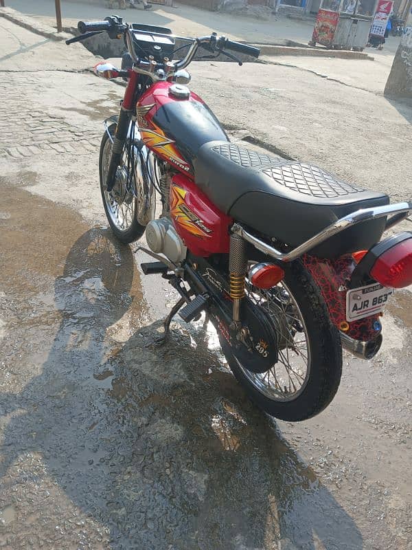 Honda 125   . . . 21  Model 2