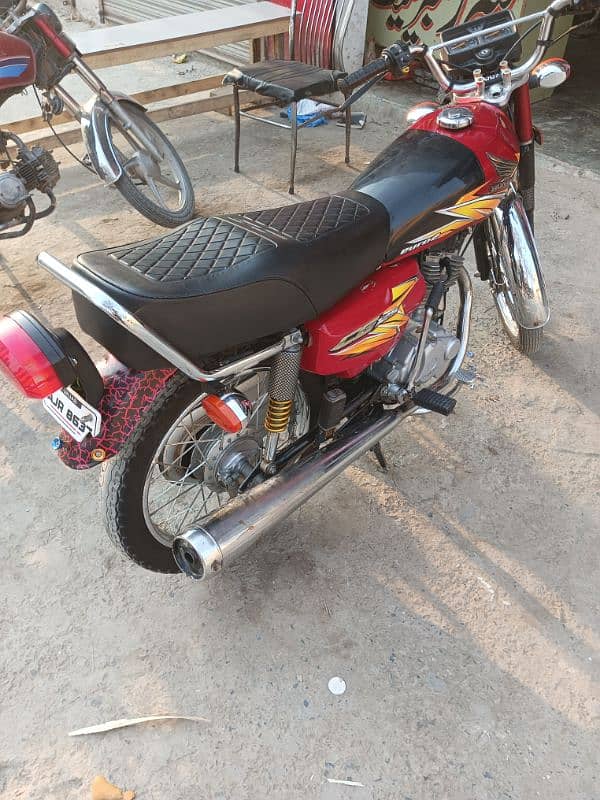 Honda 125   . . . 21  Model 5