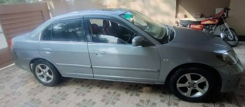 Honda Civic Oriel 2006 6