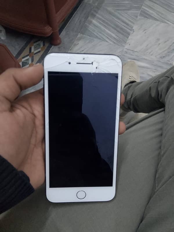 i phone 7plus Pta Paroved 0