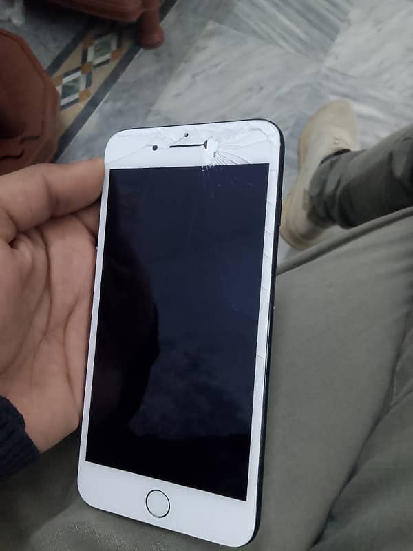 i phone 7plus Pta Paroved 1