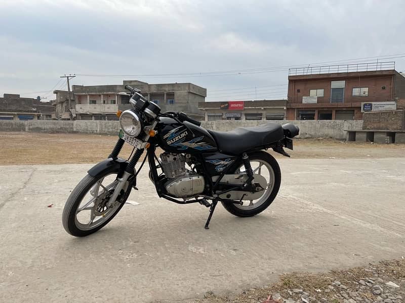 suzuki Gs 150se 2