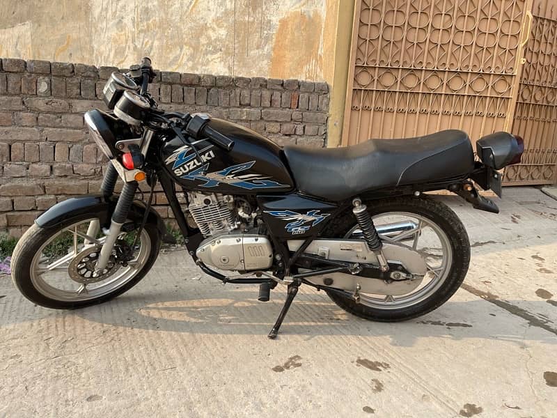 suzuki Gs 150se 6