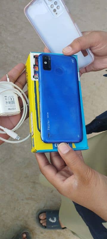 Tecno Spark 6 Go Complte Box 64+4 4