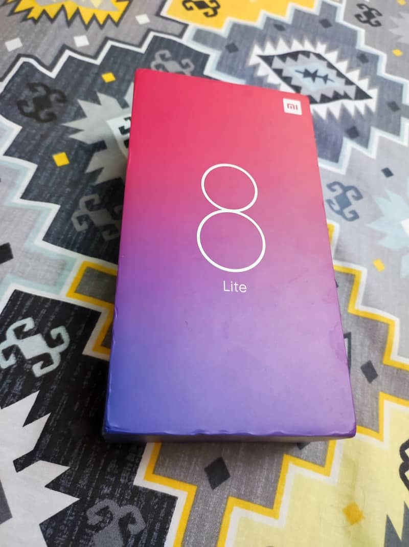 Xiaomi Mi 8 Lite ( Midnight Black ) Urgent Sale. 1