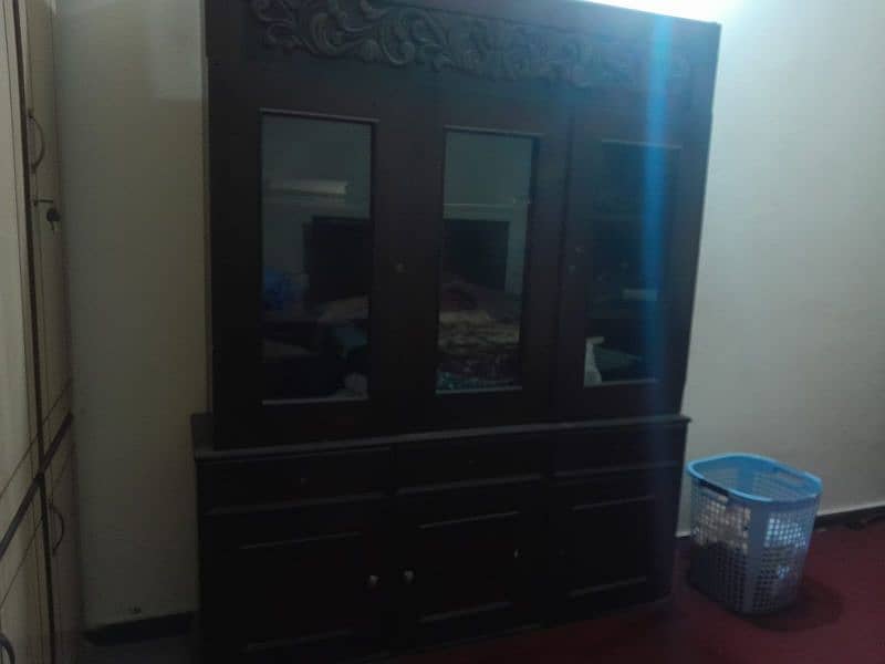 home used showcases ND drawer up 2