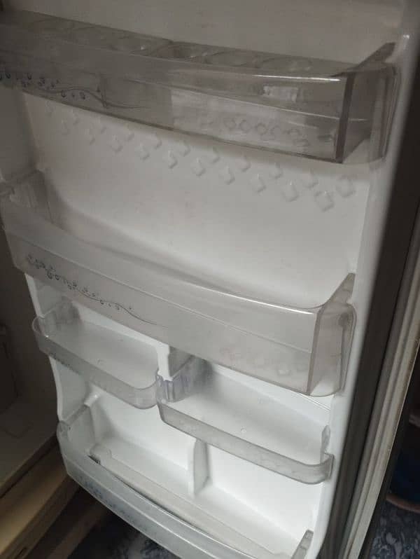 Pel Refrigerator sell 7