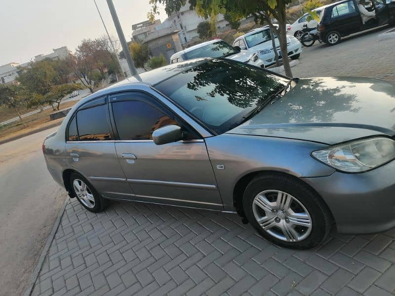 Honda Civic EXi 2004 3