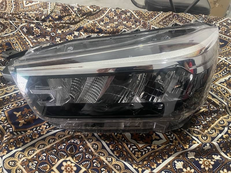 toyota raize head lights 0