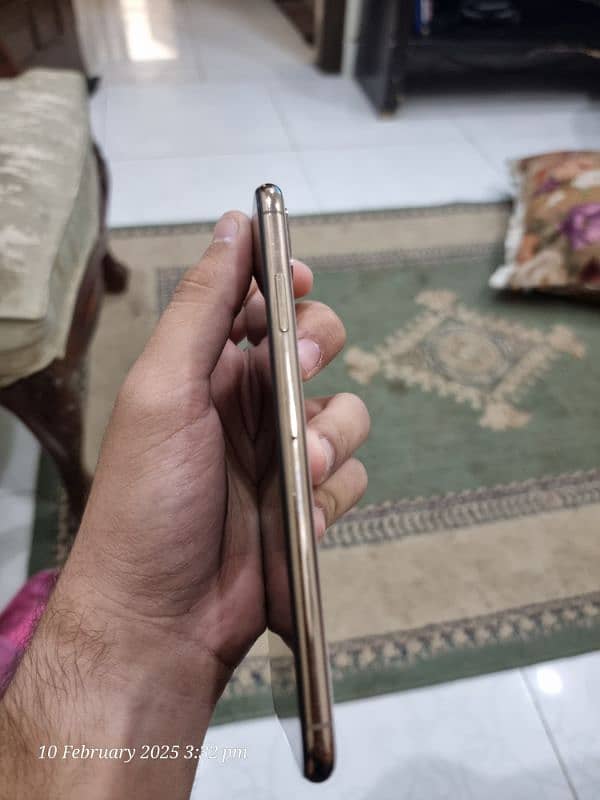 Iphone XS Max 256 GB PTA approved 2