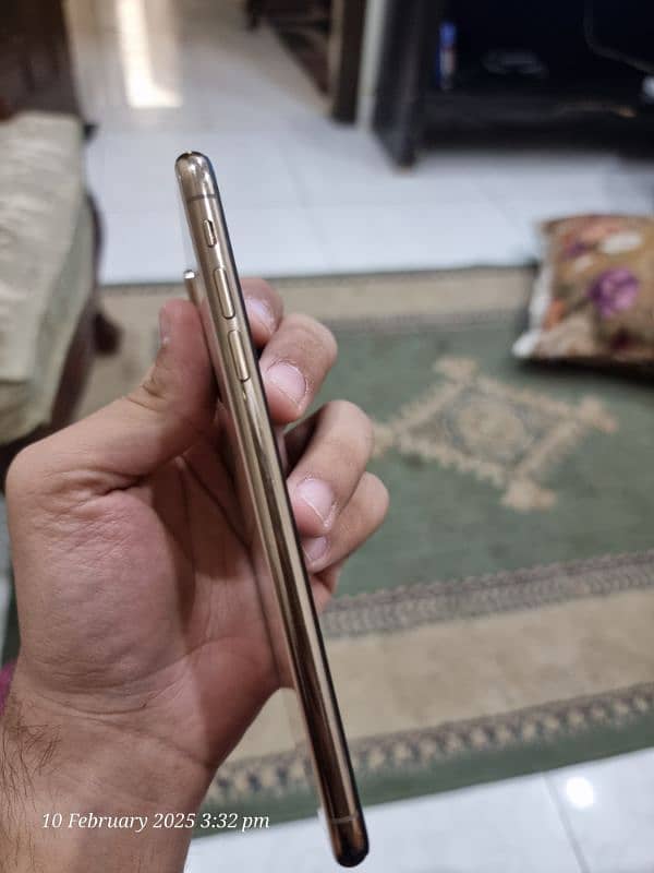 Iphone XS Max 256 GB PTA approved 3