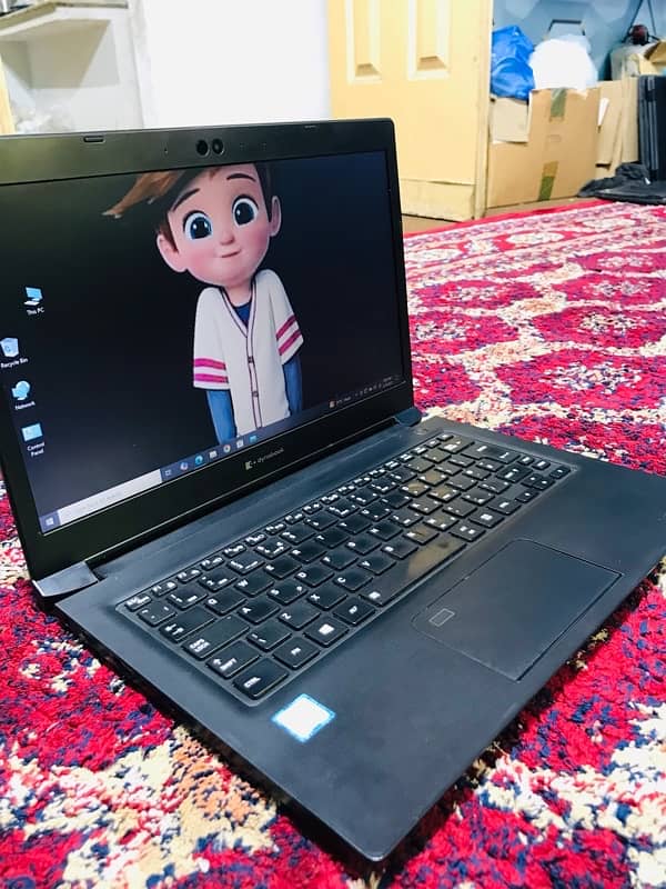 Toshiba daynabook core i5 8thgeneration 16/256 10&10 13in tayyablaptop 3