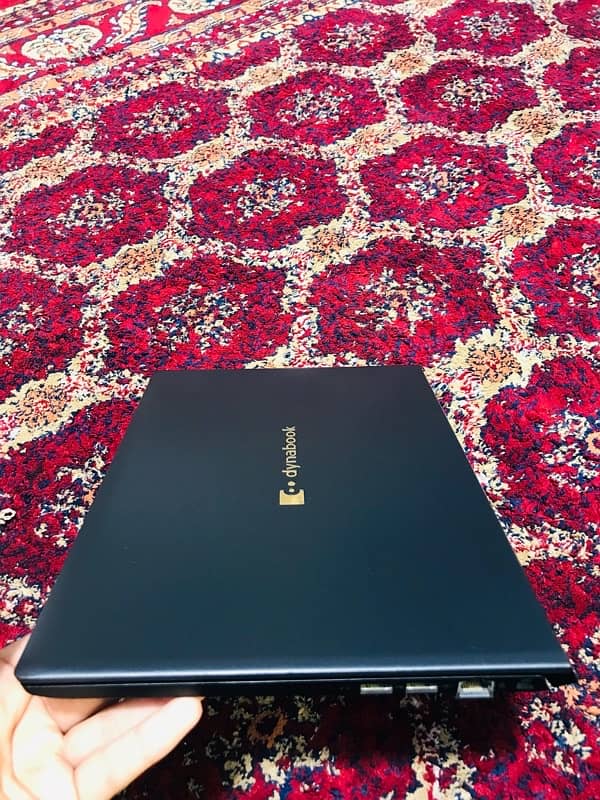 Toshiba daynabook core i5 8thgeneration 16/256 10&10 13in tayyablaptop 4