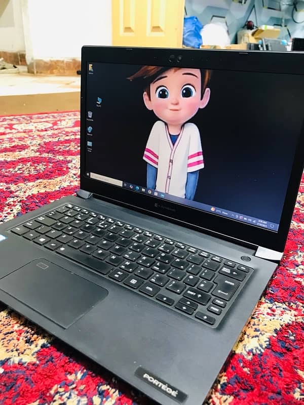 Toshiba daynabook core i5 8thgeneration 16/256 10&10 13in tayyablaptop 5