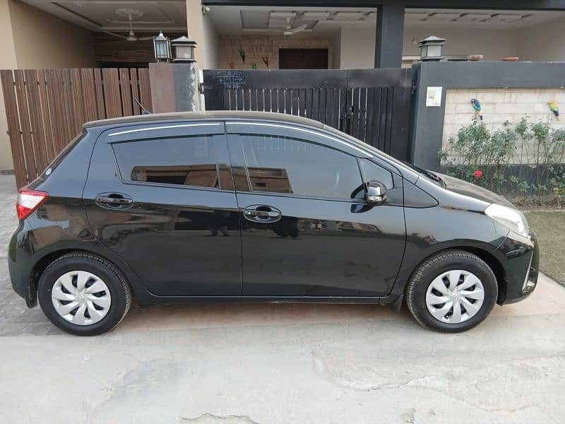 Toyota Vitz 2019 bumper to bumper  genuine verified auction sheet 3