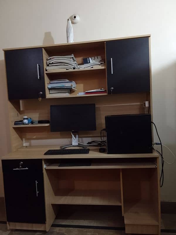 computer and study table 1