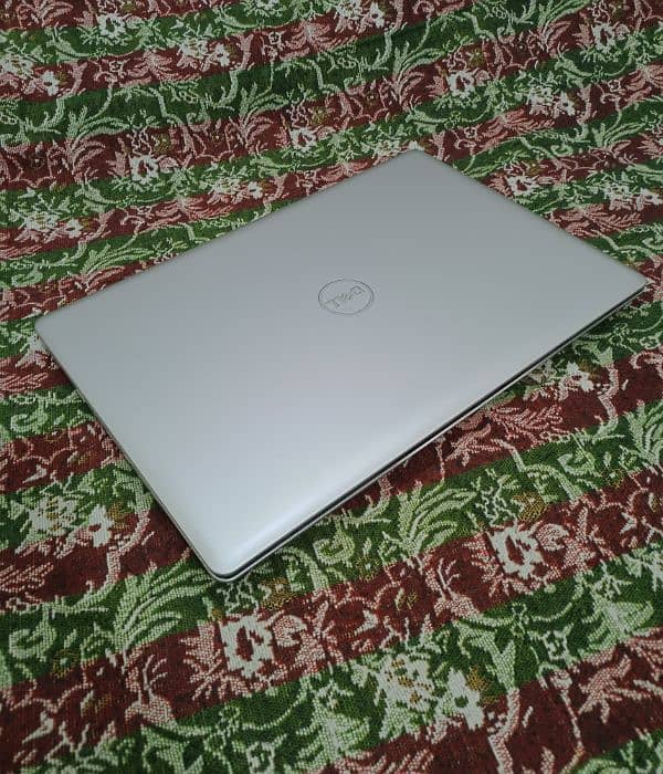 Dell 10th Gen Core i3 8GB RAM 128GB NVMe with 1TB HHD GooD Conditions 7