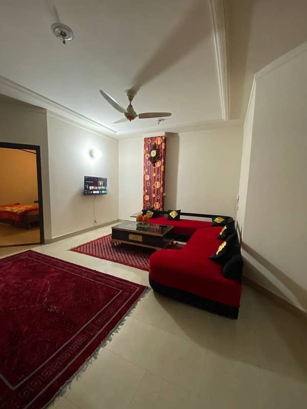 Full Furnished 2 Beds 4 Marla Apartment for Rent in Ex Air Avenue DHA Phase 8 Airport road Lahore. 7