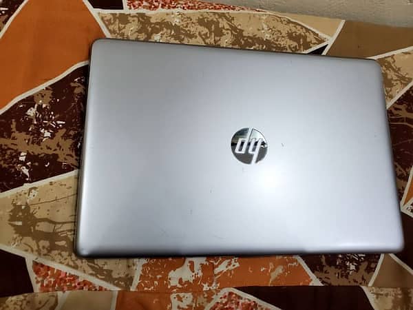 HP core i3 6th gen 0