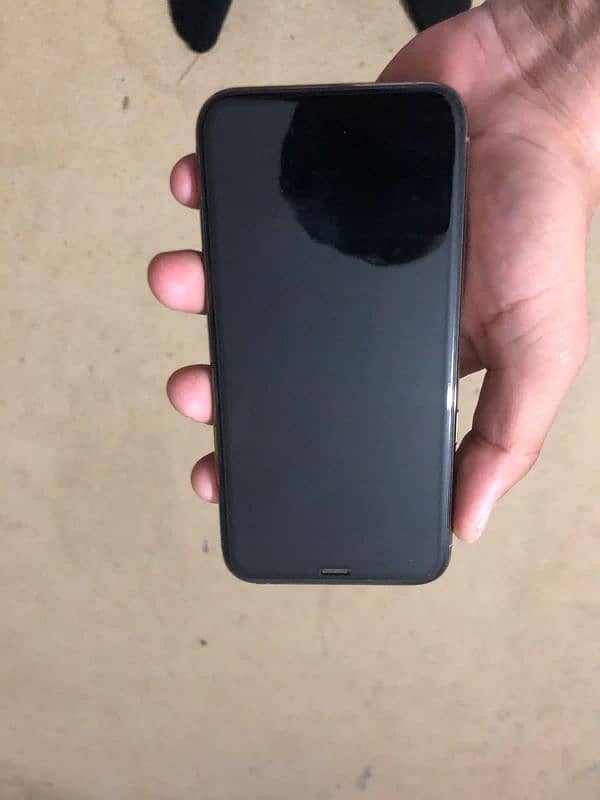 iPhone 11 pro factory waterpack 4