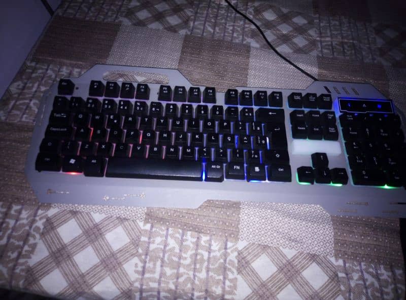 gaming keyboard and mouse for sale 1