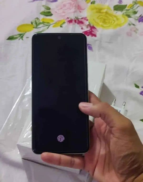 Vivo Y100 Mobile Phone 2