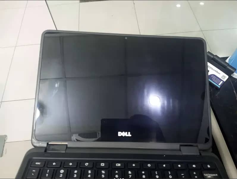 Dell 3189 Chromebook 4GB RAM 16GB Storage With Built-in Playstore! 1