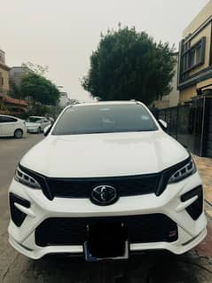 Toyota Fortuner GR-S 2024