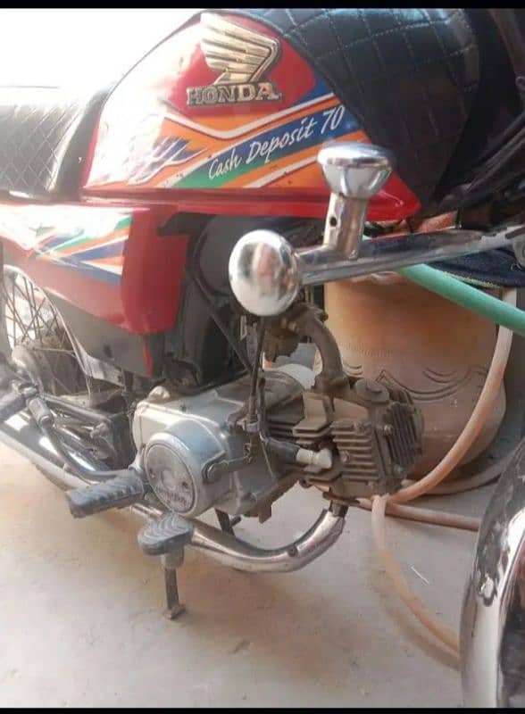 Honda CD 70 urgent sale good condition 2020 model 2