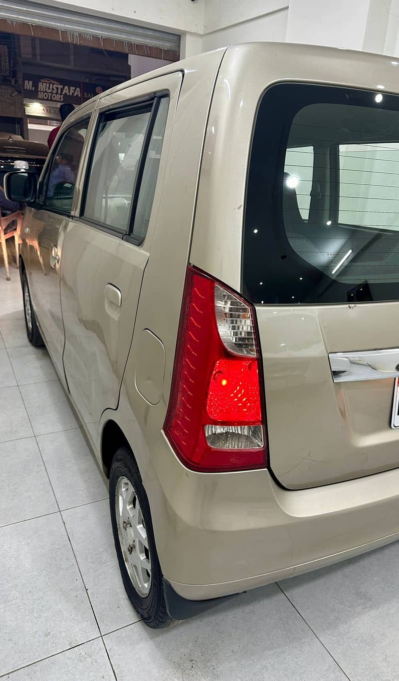 Suzuki Wagon R 2018 3