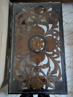 Beautifully designed Center table for sale