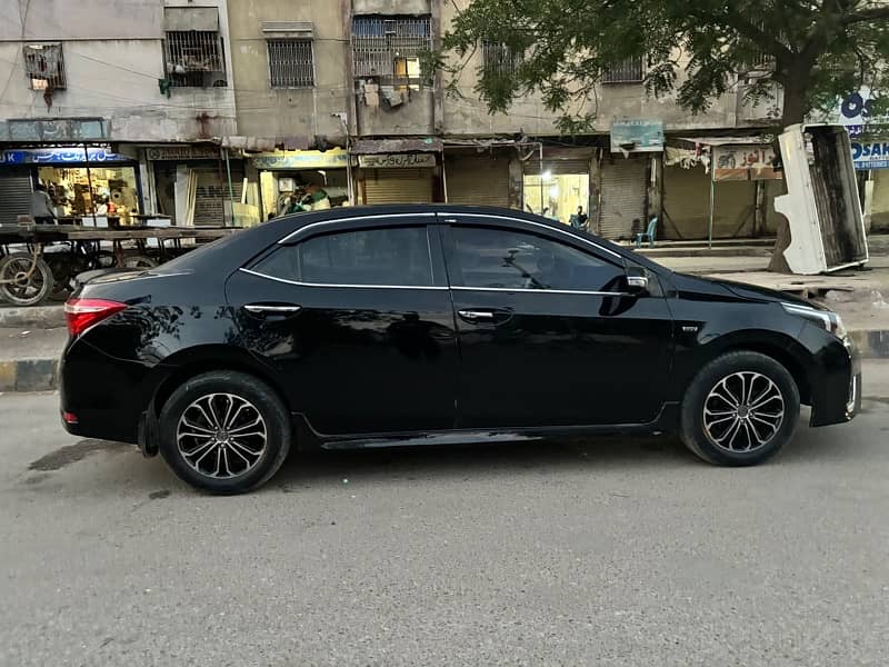 Toyota Corolla GLI 2015 4