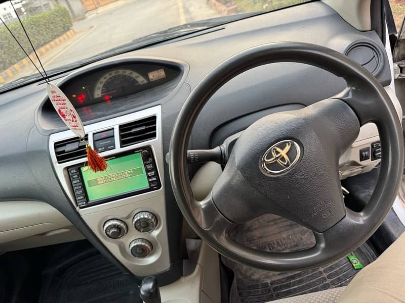 Toyota Belta 2006 4